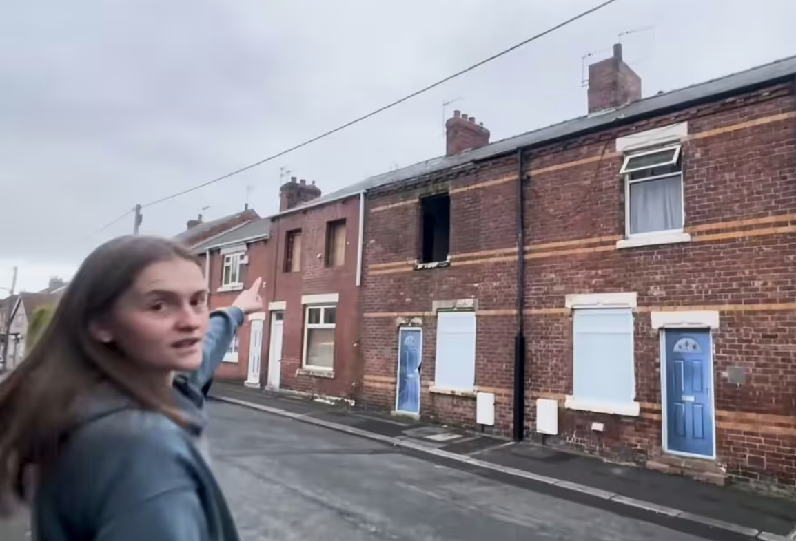 Evlərin 1 funt-sterlinqə satıldığı və binaların 